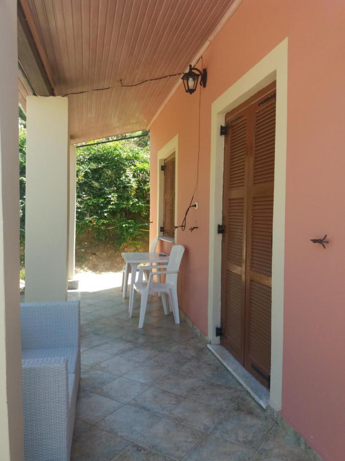 Theos Apartments Agios Stefanos Avliotes  Exterior photo