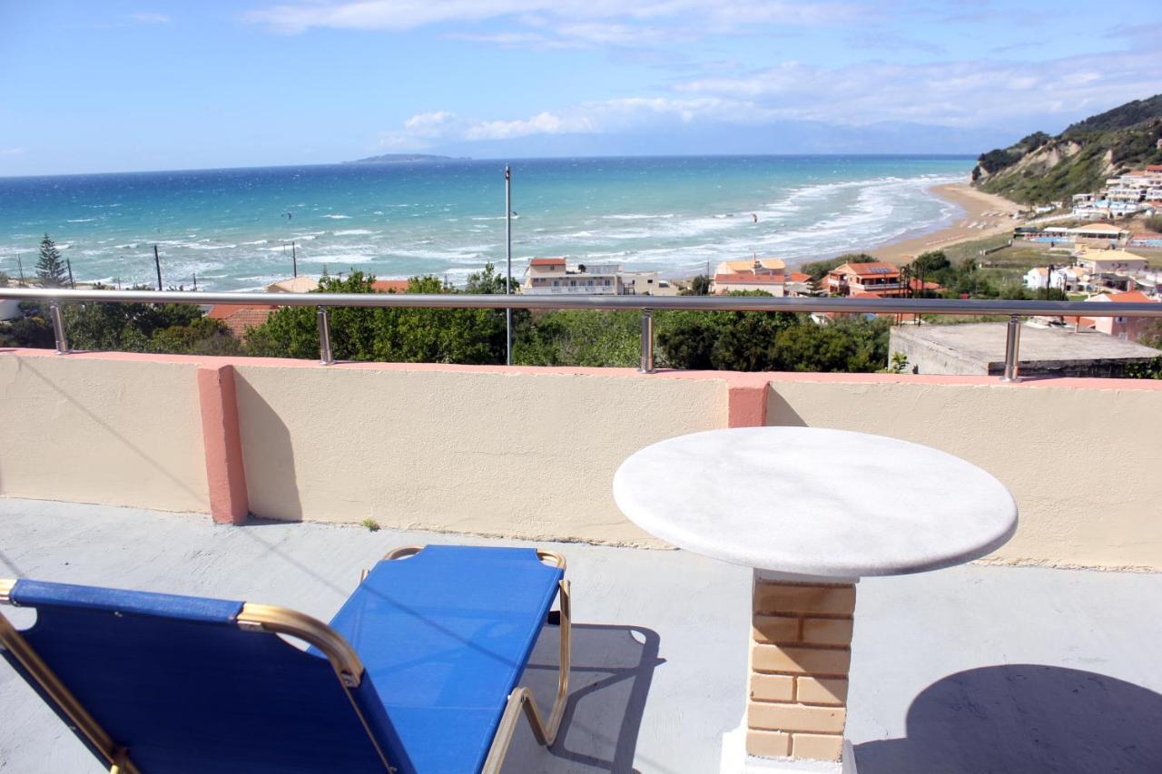 Theos Apartments Agios Stefanos Avliotes  Exterior photo